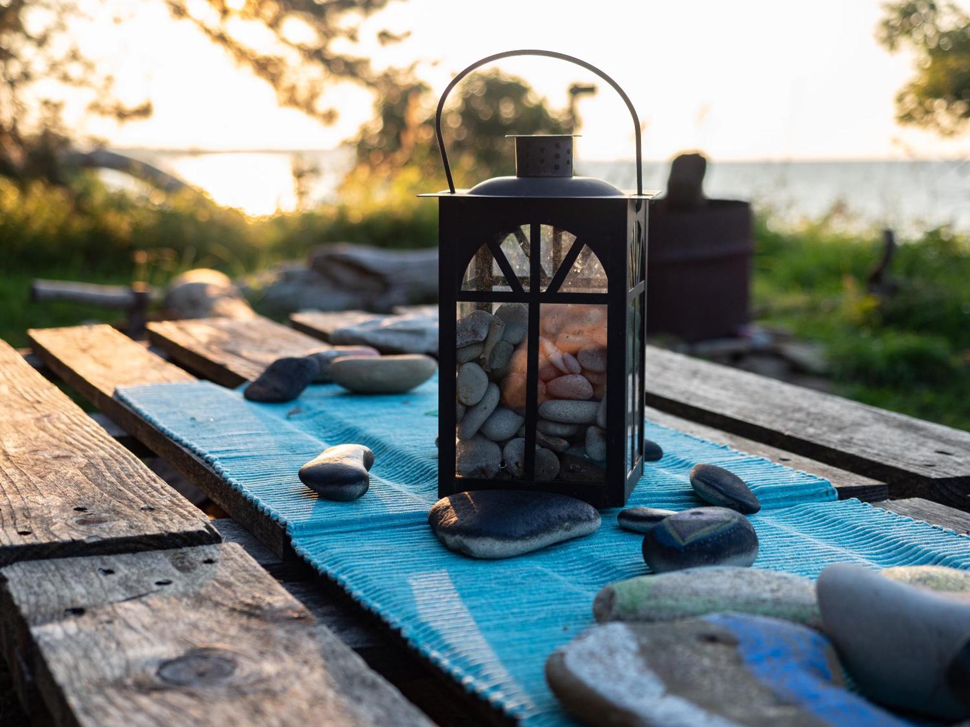 Mereaeaere Glamping Ja Rannamaja Liimala Экстерьер фото