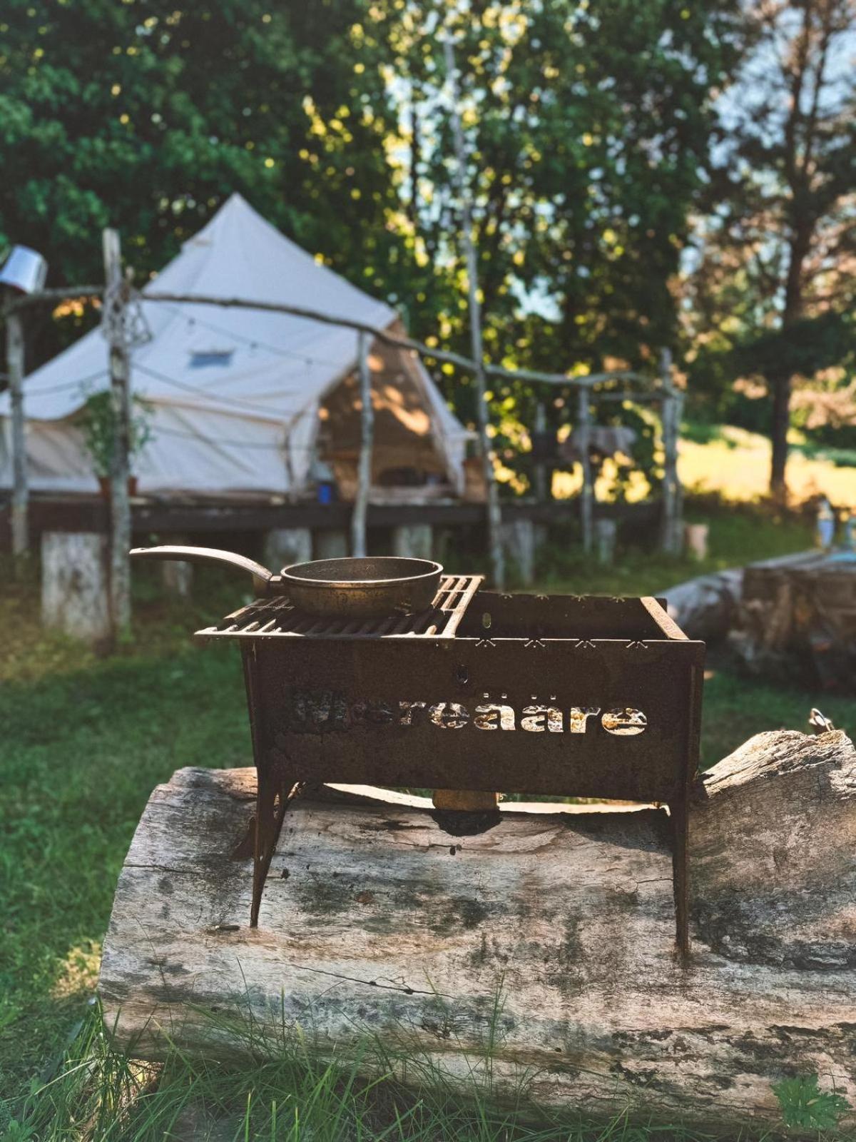 Mereaeaere Glamping Ja Rannamaja Liimala Экстерьер фото
