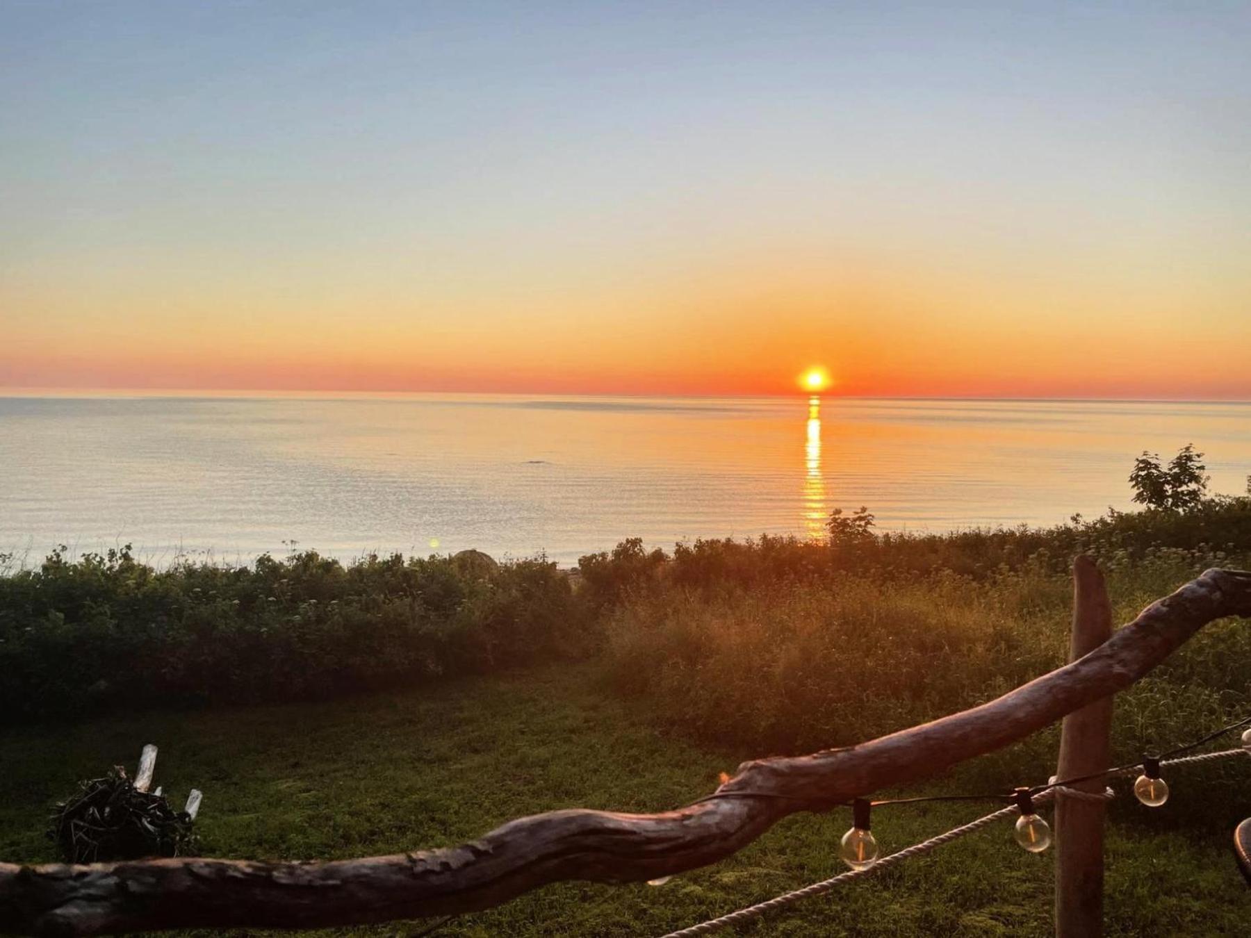 Mereaeaere Glamping Ja Rannamaja Liimala Экстерьер фото